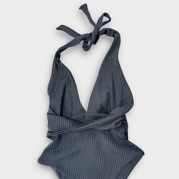 LSPACE Coast to Coast Halter One-Piece Swimsuit Size Medium - Picture 8 of 13